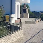 Apartamento With Parking Space Kanica - - 19986