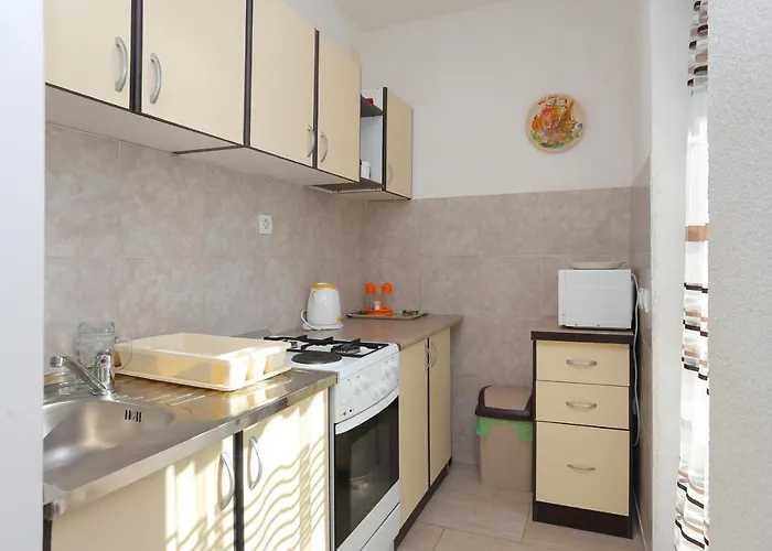 With Parking Space Kanica - - 19986 * Rogoznica (Sibenik-Knin)